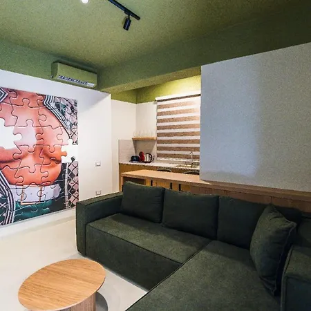 Elegant Cocktailbox Lungomare Vlorë